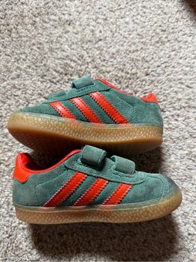 adidas gazelle silver green womens Adidas Originals Gazelle 2 CF Infant  Famous Rock Shop